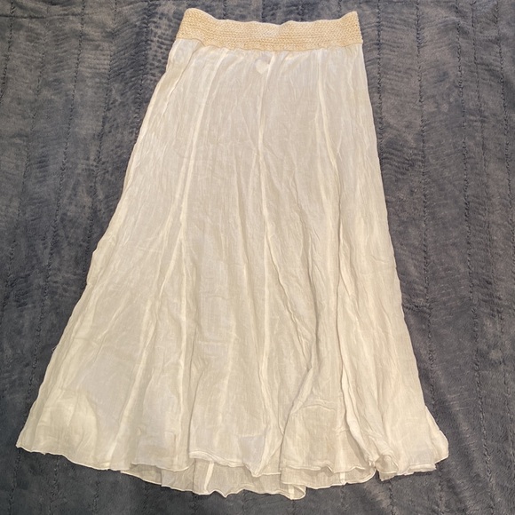 ๐ **NWOT** White long beach skirt size medium ๐ฎ๐ณ made in India ๐ฎ๐ณ - Picture 3 of 13
